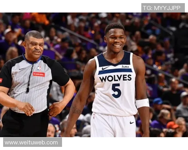 老鹰与森林狼激战正酣精彩直播全程回顾与分析