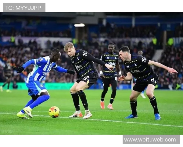 英超焦点战富勒姆迎战埃弗顿争夺宝贵积分之战